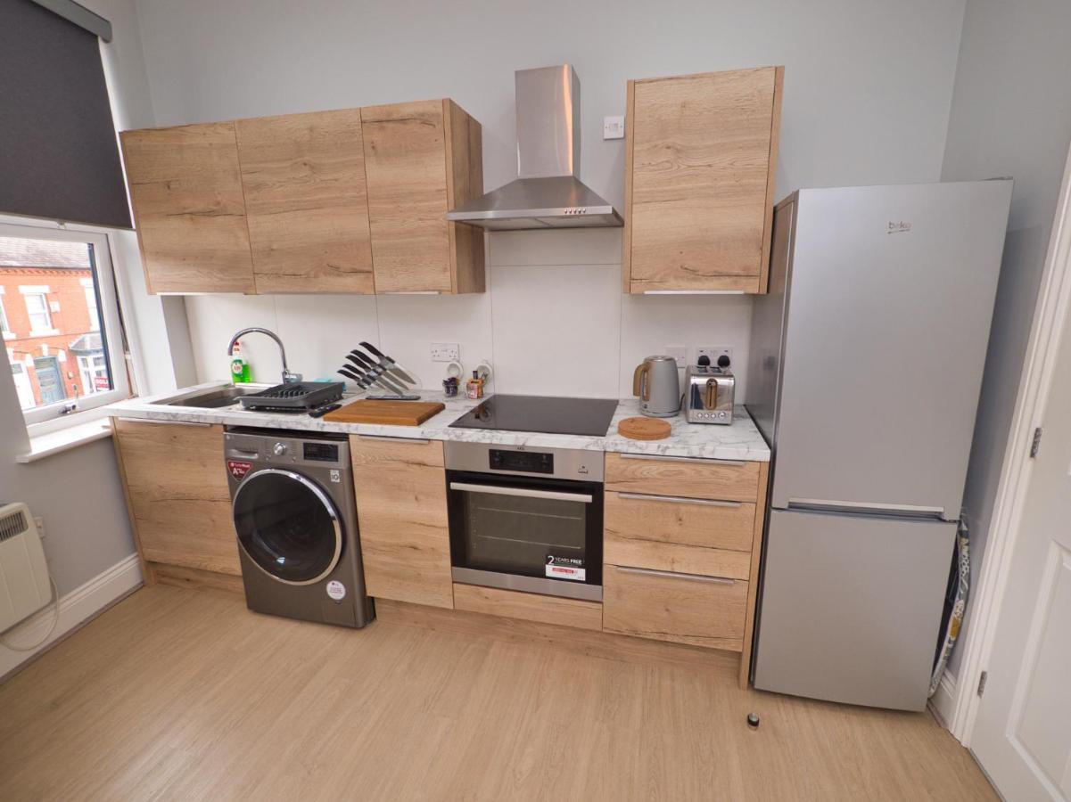Stunning Property Fully Refurbished Бирмингем Экстерьер фото